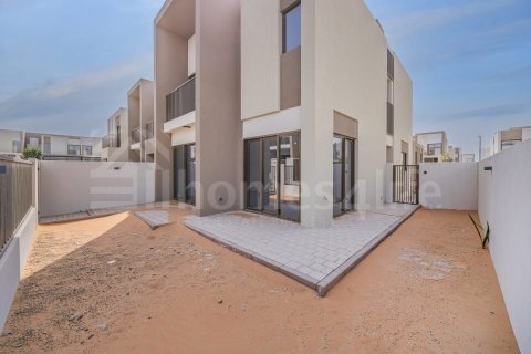 تاون هاوس للبيع في Dubai Land، دبي، الإمارات العربية المتحدة 4 غرفة نوم ، 217 متر مربع ، رقم 726952 - صورة 27