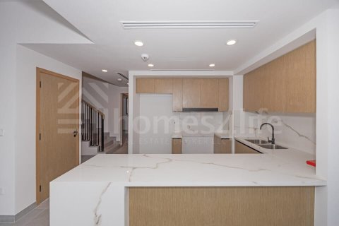 تاون هاوس للبيع في Dubai Land، دبي، الإمارات العربية المتحدة 4 غرفة نوم ، 217 متر مربع ، رقم 726952 - صورة 4