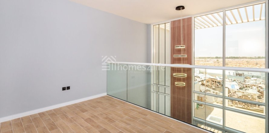 Maison de ville à Rukan, Dubai, EAU: 2 chambres, 96 m2 № 726948