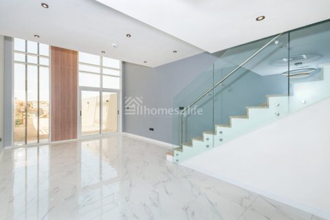 Maison de ville à louer à Rukan, Dubai, EAU 2 chambres, 96 m2 № 726948 - photo 7