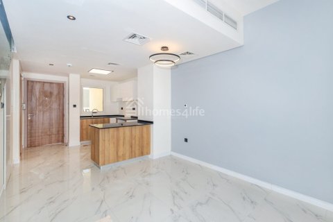 Maison de ville à louer à Rukan, Dubai, EAU 2 chambres, 96 m2 № 726948 - photo 2