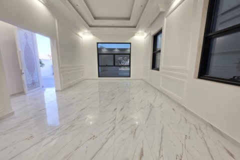 Nadd Al Sheba, Dubai, UAE의 임대용 빌라 침실 5개, 930제곱미터 번호 715186 - 사진 8