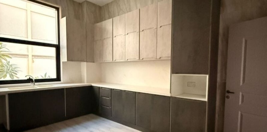 Villa in Nadd Al Sheba, Dubai, VAE 5 slaapkamers, 930 vr.m. nr 715186