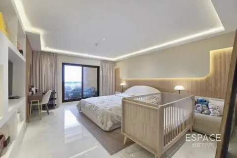 Снять в аренду квартиру в Пальма Джумейра, Дубай, ОАЭ 2 спальни, 177м2, № 661304 - фото 1