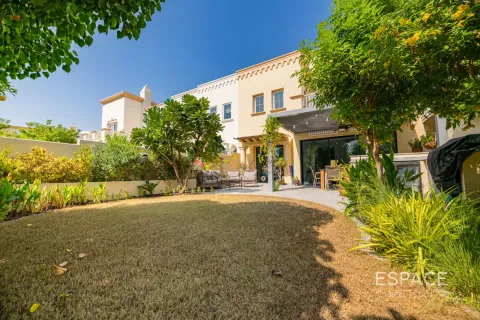 Villa uthyres i The Springs, Dubai, UAE 4 sovrum, 255 kvm Nr. 661303 - fotografi 17