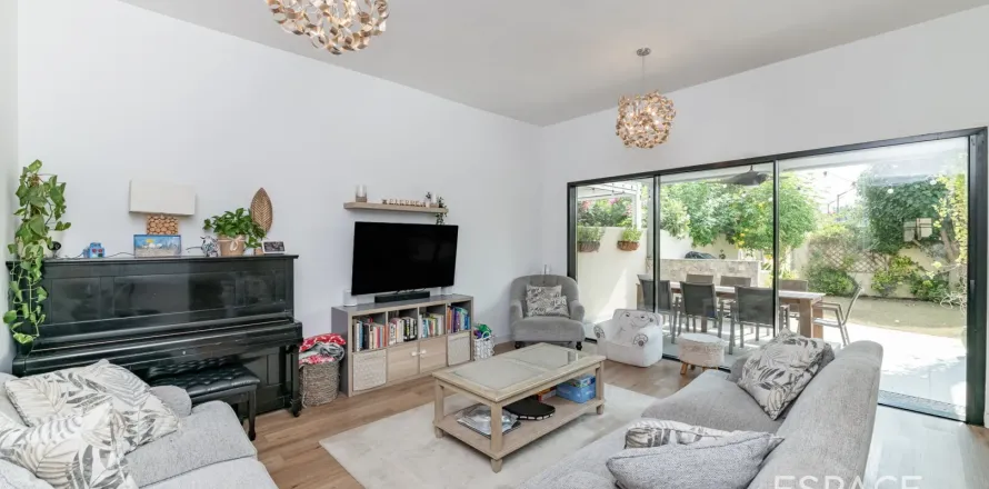 Villa i The Springs, Dubai, UAE 4 sovrum, 255 kvm Nr. 661303