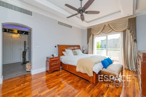 וילה להשכרה ב Meadows, Dubai, איחוד האמירויות  5 חדרי שינה, 343 מ"ר, מספר 661301 - תמונה 9