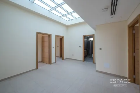 Jumeirah Park、Dubai、UAE にあるヴィラの賃貸物件 4ベッドルーム、325 m2、No661305 - 写真 6