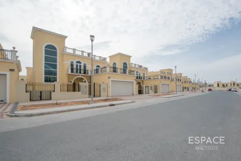 Jumeirah Park、Dubai、UAE にあるヴィラの賃貸物件 4ベッドルーム、325 m2、No661305 - 写真 9