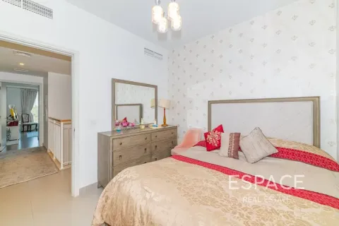Вилла Дубай Хилс Эстейт, БАӘ-да 5 жатын бөлмелер, 251 м² № 650312 - фото 9