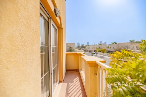 Villa en alquiler en The Springs, Dubai, EAU 2 dormitorios, 167 m2 № 650313 - foto 12
