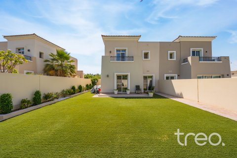 Villa em Arabian Ranches, Dubai, EAU 3 quartos, 341.33 m2 № 733149