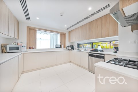 Villa para venda em Dubai South (Dubai World Central), Dubai, EAU 5 quartos, 390.19 m2 № 733153 - foto 7