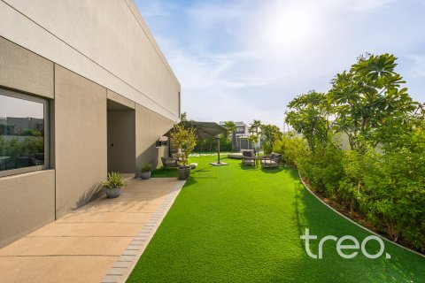 Villa para venda em Dubai South (Dubai World Central), Dubai, EAU 5 quartos, 390.19 m2 № 733153 - foto 3