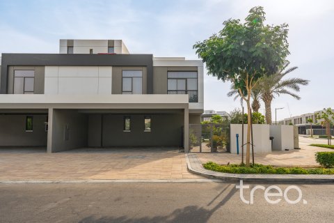 Villa para venda em Dubai South (Dubai World Central), Dubai, EAU 5 quartos, 390.19 m2 № 733153 - foto 2