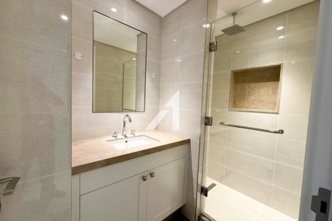 Apartment in Downtown Dubai (Downtown Burj Dubai), UAE 3 bedrooms, 189.5 sq.m. № 640794 - photo 13