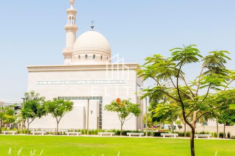 Land til salg i Emirates Hills, Dubai, UAE 2947 kvm № 736306 - foto 12