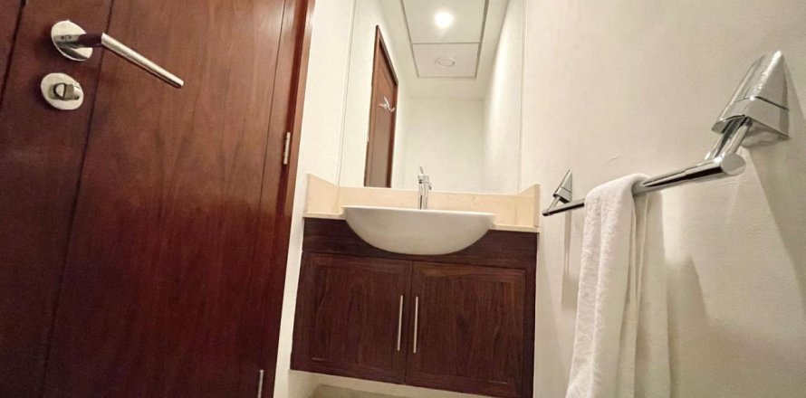 Appartamento a Burj Khalifa, Dubai, EAU 1 camera da letto, 8.18 mq. № 741177