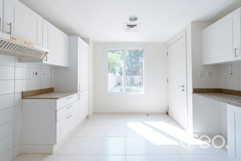 Villa à louer à The Springs, Dubai, EAU 2 chambres, 156.63 m2 № 755524 - photo 4