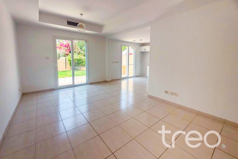 Villa The Springs, Dubaijā, AAE 2 istabas, 172.61 m2 Nr. 755525 - attēls 3