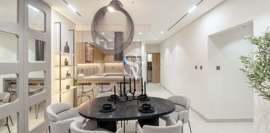 Apartment in Dubai Land, UAE 2 bedrooms, 329 sq.m. № 709530