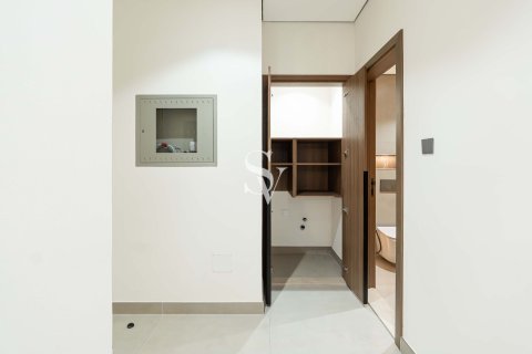 Apartment in Dubai Land, UAE 2 bedrooms, 329 sq.m. № 709530 - photo 6