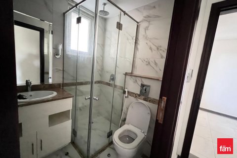 Müüa villa asukohaga Dubai, AÜE: 4 magamistoaga, 502.6 m² Nr 638435 - pilt 12
