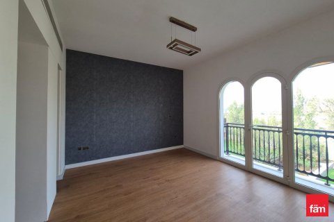 Müüa villa asukohaga Dubai, AÜE: 4 magamistoaga, 502.6 m² Nr 638435 - pilt 9