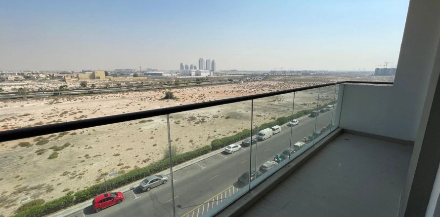 Apartment in Dubai Studio City, UAE 1 bedroom, 69 sq.m. № 689035