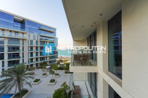 Apartament de vânzare în Saadiyat Island, Abu Dhabi, EAU 3 dormitoare, 305.9 mp.  №651875 - poză 2