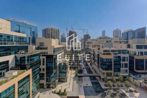 Apartamento en venta en Business Bay, Dubai, EAU 1 dormitorio, 109 m2 № 759958 - foto 18