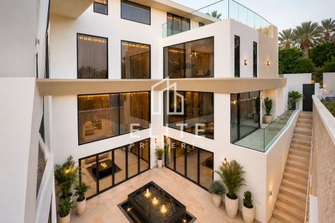 Вилла DAMAC Hills (Akoya by DAMAC), Дубай, БАӘ-да 6 жатын бөлмелер, 1068 м² № 759957 - фото 1