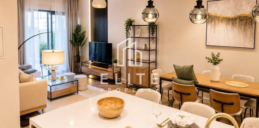 Apartament në Greens, Dubai, Emiratet e Bashkuara Arabe 1 dhomë gjumi, 76 m2. № 759959