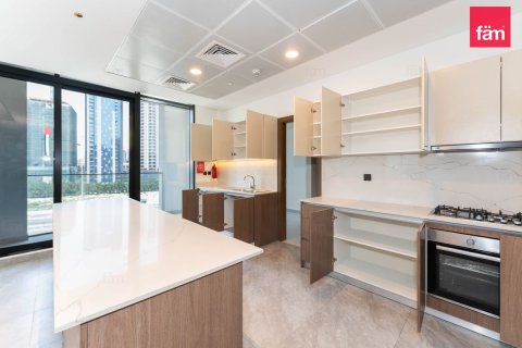 Apartman u gradu Arjan, Dubai, UAE 3 spavaće sobe, 362.5 m2 Br. 705843 - Slika 13