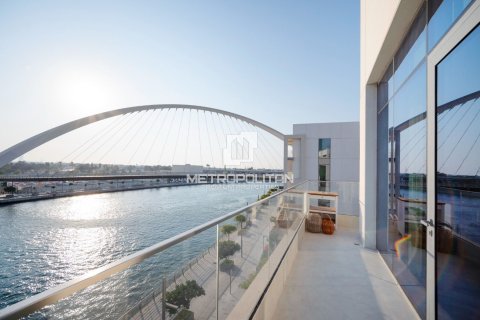 Lägenhet uthyres i Al Wasl, Dubai, UAE 3 sovrum, 174 kvm Nr. 665077 - fotografi 22