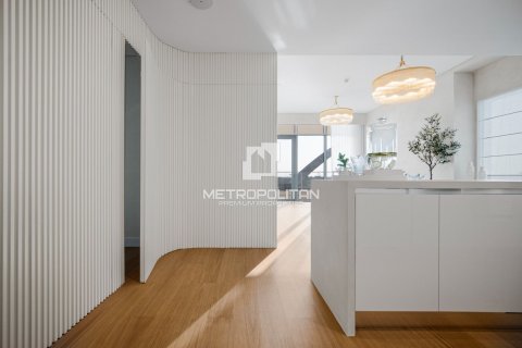 Lägenhet uthyres i Al Wasl, Dubai, UAE 3 sovrum, 174 kvm Nr. 665077 - fotografi 18