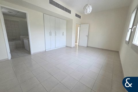 Üürile anda villa asukohaga Meadows, Dubai, AÜE: 4 magamistoaga, 539 m² Nr 668562 - pilt 16