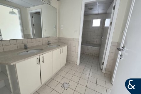 Üürile anda villa asukohaga Meadows, Dubai, AÜE: 4 magamistoaga, 539 m² Nr 668562 - pilt 14