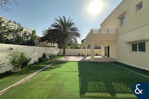 Meadows, Dubai, BAE’de kiralık villa 4 yatak odası, 540 m&sup2; No 668562 - fotoğraf 16