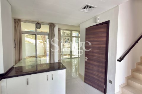 Vilă de vânzare în Dubai, EAU 3 dormitoare, 167 mp. №668629 - poză 5