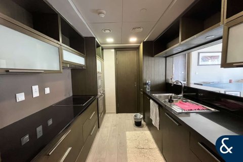 Apartment in Downtown Dubai (Downtown Burj Dubai), UAE 1 bedroom, 69 sq.m. № 668561 - photo 8