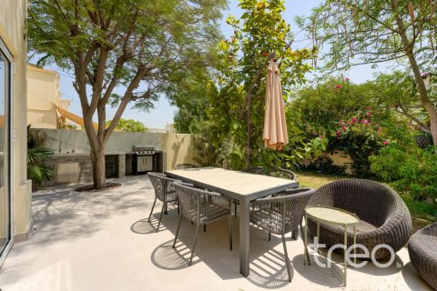 Vilë në The Springs, Dubai, Emiratet e Bashkuara Arabe 3 dhoma gjumi, 235.23 m2. № 758796 - Foto 19