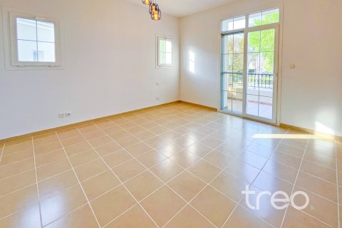 Kaupunkipientalo Arabian Ranches, Dubai, Arabiemiraatit 3 makuuhuonetta, 226.31 m2 № 758797 - kuva 10
