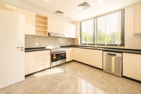Casa urbana para venda em DAMAC Hills (Akoya by DAMAC), Dubai, EAU 4 quartos, 477.52 m2 № 758798 - foto 6