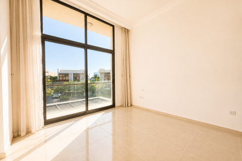 Casa urbana para venda em DAMAC Hills (Akoya by DAMAC), Dubai, EAU 4 quartos, 477.52 m2 № 758798 - foto 4