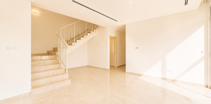 Casa urbana em DAMAC Hills (Akoya by DAMAC), Dubai, EAU 4 quartos, 477.52 m2 № 758798