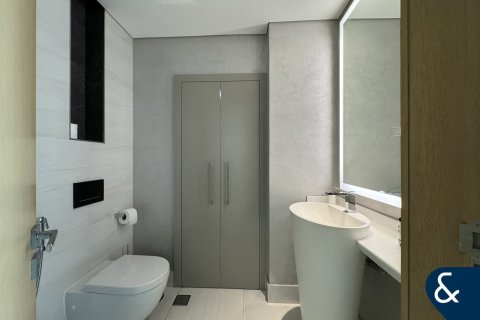 Apartman u Business Bay, Dubai, UAE 1 spavaća soba, 104 m2 Br. 668250 - fotografija 16