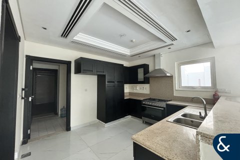 Vila v Al Furjan, Dubai, SAE 4 ložnice, 600 m² Č.: 668256 - fotografie 6