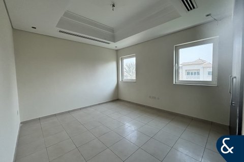 Vila v Al Furjan, Dubai, SAE 4 ložnice, 600 m² Č.: 668256 - fotografie 2