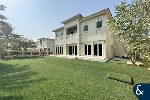 Vila v Al Furjan, Dubai, SAE 4 ložnice, 600 m² Č.: 668256 - fotografie 9